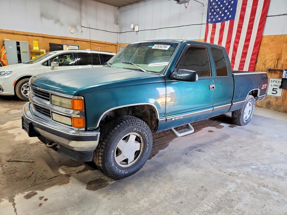 Photo 1 from auction – 1997 CHEVROLET GMT-400 with VIN 1GCEK19R5VE110396