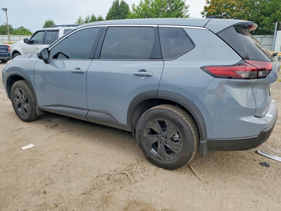Photo 2 from auction – 2026 NISSAN ROGUE with VIN 5N1BT3BB2TC814276