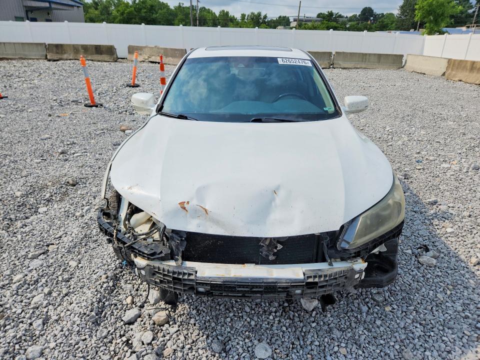 Photo 5 from auction – 2015 HONDA ACCORD with VIN 1HGCR2F88FA057921