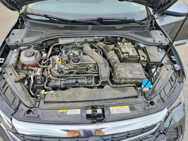 Photo 11 from auction – 2023 VOLKSWAGEN JETTA with VIN 3VW7M7BU8PM012171