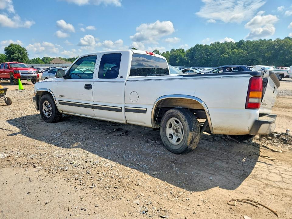 Photo 2 from auction – 1999 CHEVROLET SILVERADO with VIN 1GCEC19T2XZ146714