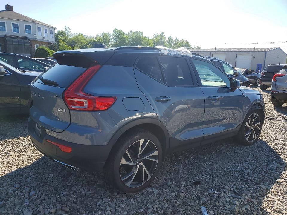 Photo 3 from auction – 2020 VOLVO XC40 with VIN YV4162UM3L2243125