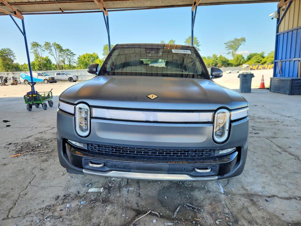 Photo 5 from auction – 2023 RIVIAN R1S with VIN 7PDSGABA2PN016190