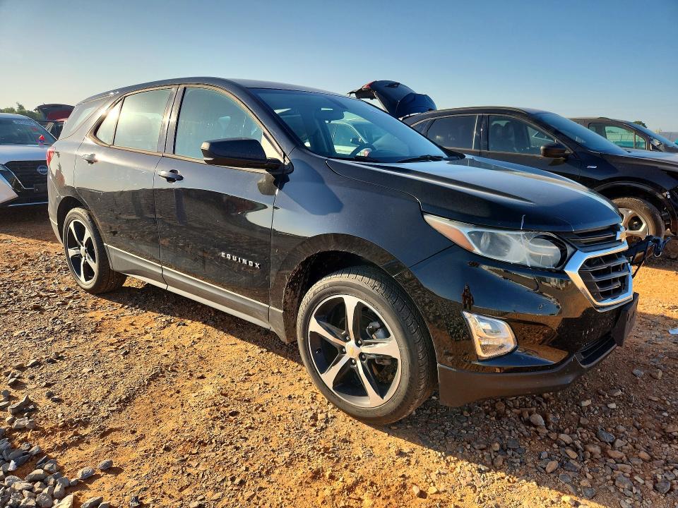 Photo 4 from auction – 2018 CHEVROLET EQUINOX with VIN 2GNAXREV0J6273948