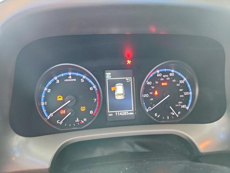 Zdjęcie 9 z aukcji – 2018 TOYOTA RAV4 z VIN 2T3WFREV7JW473232