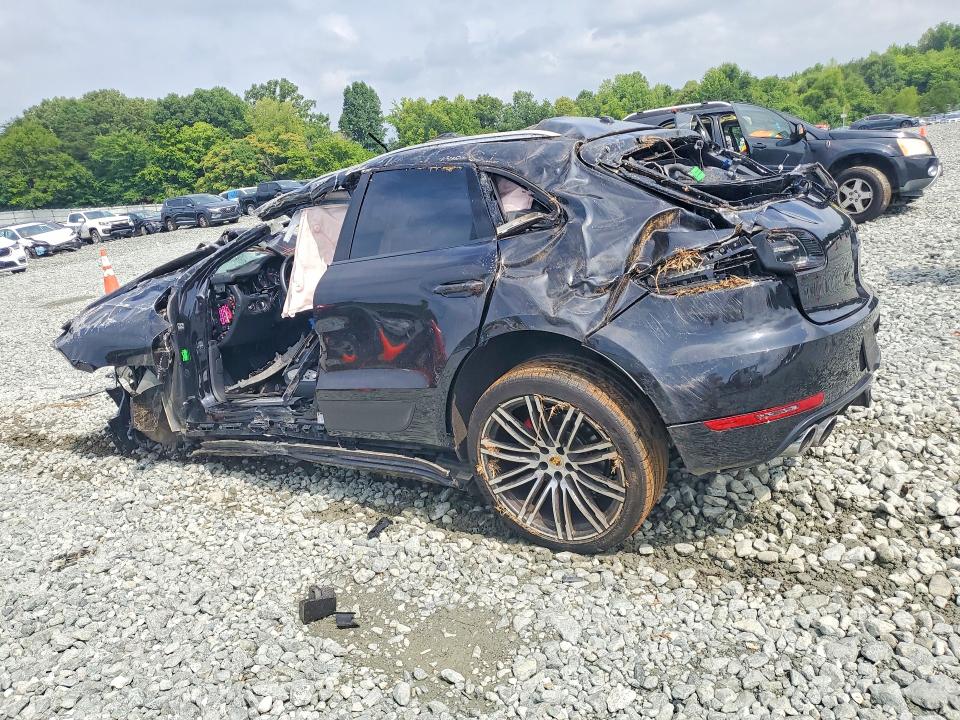 Photo 2 from auction – 2018 PORSCHE MACAN with VIN WP1AG2A52JLB60403