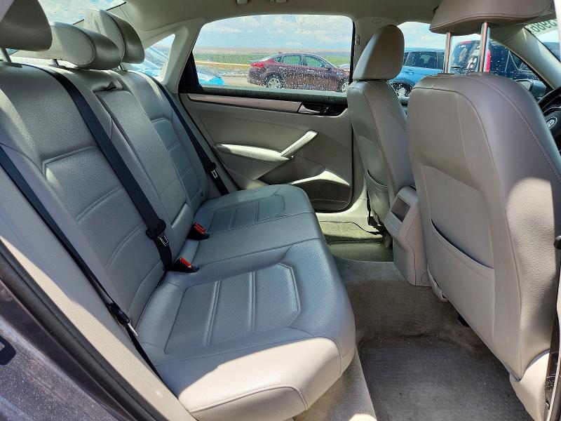 Photo 10 from auction – 2015 VOLKSWAGEN PASSAT with VIN 1VWAS7A32FC121391