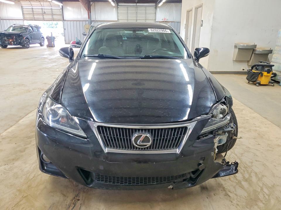 Photo 5 from auction – 2013 LEXUS IS with VIN JTHBF5C29D5190115