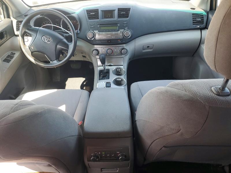 Photo 8 from auction – 2011 TOYOTA HIGHLANDER with VIN 5TDBK3EH3BS058638