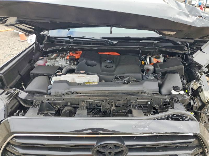 Photo 12 from auction – 2025 TOYOTA SEQUOIA with VIN 7SVAAABAXSX071736