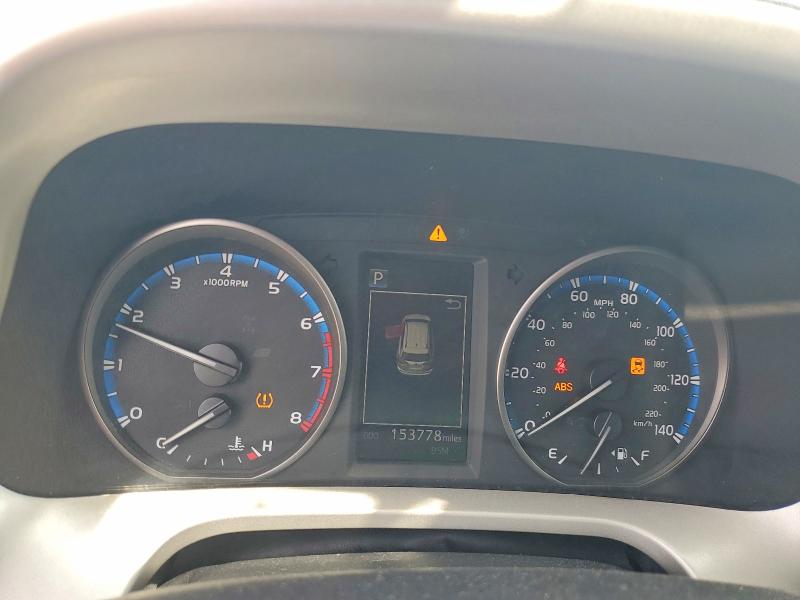 Photo 9 from auction – 2017 TOYOTA RAV4 with VIN 2T3RFREV3HW690056