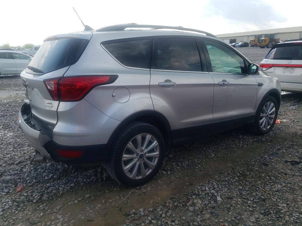 Foto 3 de la subasta – 2019 FORD ESCAPE con VIN 1FMCU0HD6KUB45169