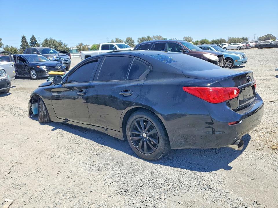 Photo 2 from auction – 2015 INFINITI Q50 with VIN JN1BV7AP7FM342421