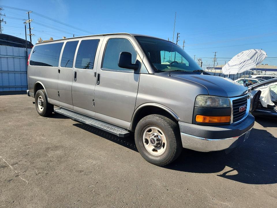 Photo 4 from auction – 2011 GMC SAVANA with VIN 1GJZ71FG8B1115688