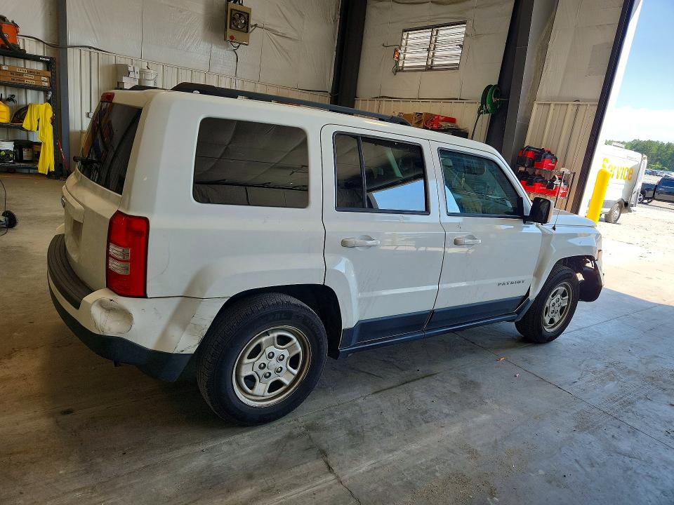 Photo 3 from auction – 2016 JEEP PATRIOT with VIN 1C4NJPBA2GD743506