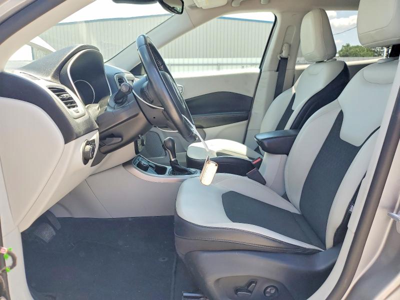 Photo 7 from auction – 2018 JEEP COMPASS with VIN 3C4NJDBB8JT303833