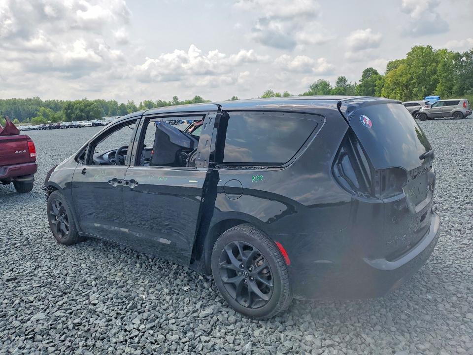 Photo 2 from auction – 2025 CHRYSLER PACIFICA with VIN 2C4RC1GG6SR611134