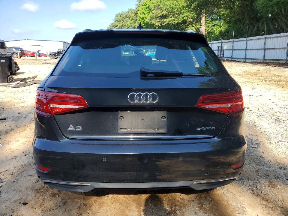 Photo 6 from auction – 2018 AUDI A3 with VIN WAUTPBFF7JA075951