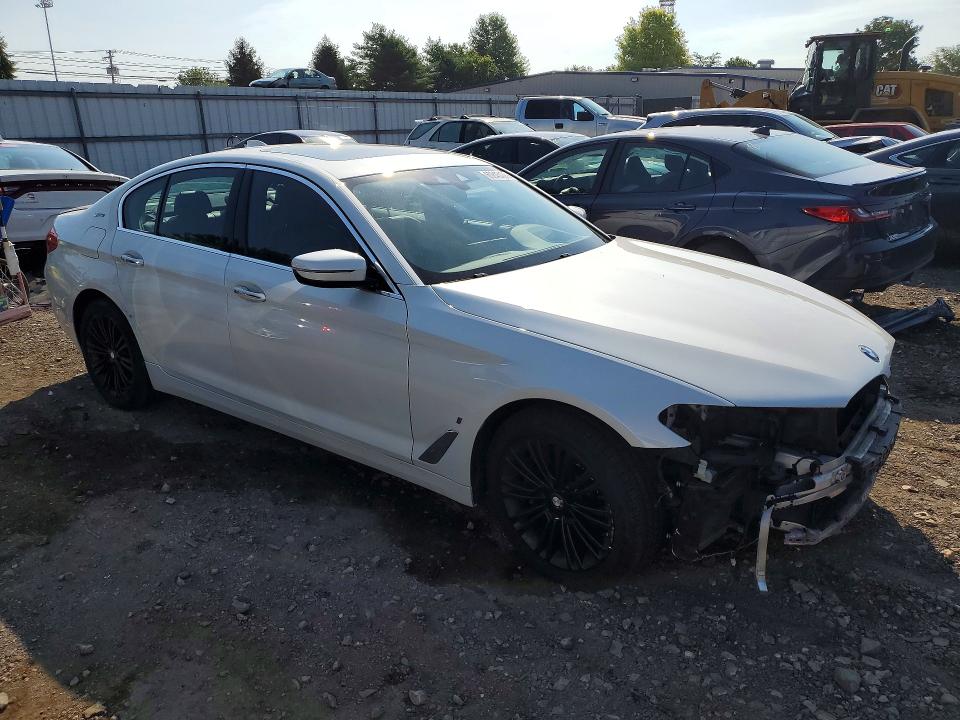 Photo 4 from auction – 2018 BMW 530XE with VIN WBAJB1C56JB084906