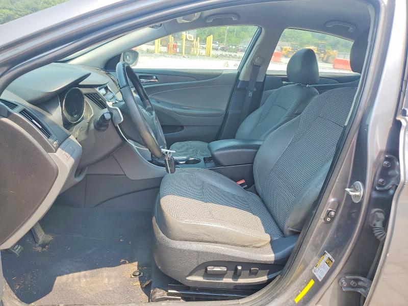 Photo 7 from auction – 2011 HYUNDAI SONATA with VIN 5NPEC4AC2BH036596