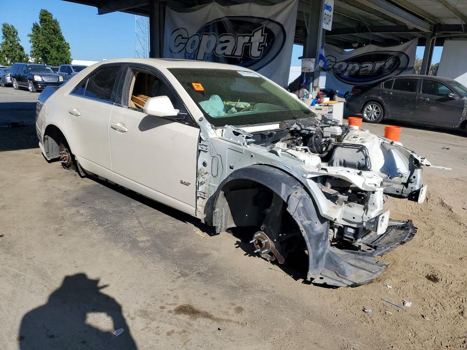 Foto 4 de la subasta – 2011 CADILLAC CTS-V con VIN 1G6DV5EPXB0146563