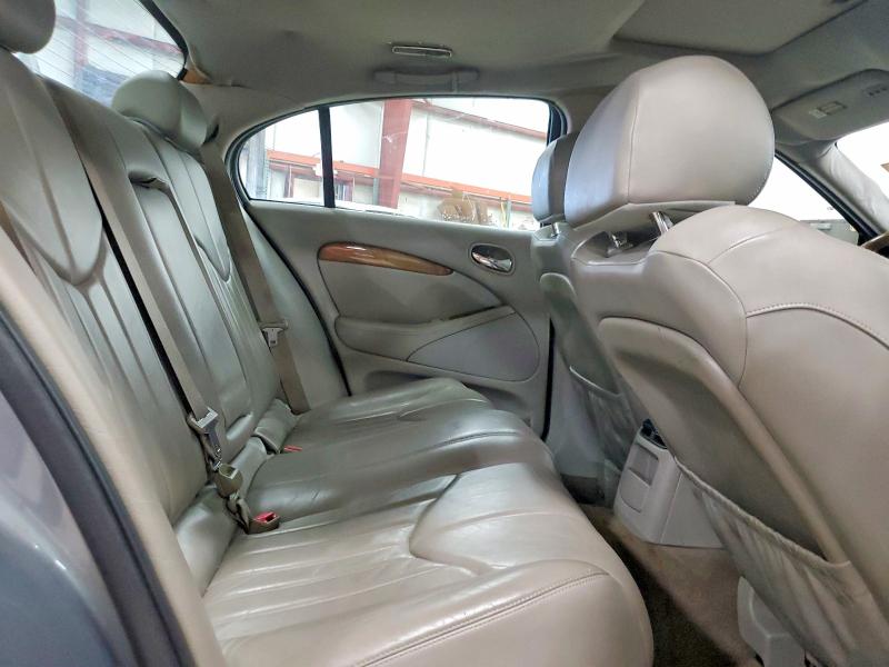 Photo 10 from auction – 2002 JAGUAR S-TYPE with VIN SAJDA01N02FM31352