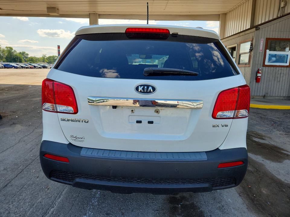 Photo 6 from auction – 2012 KIA SORENTO with VIN 5XYKUDA25CG244746