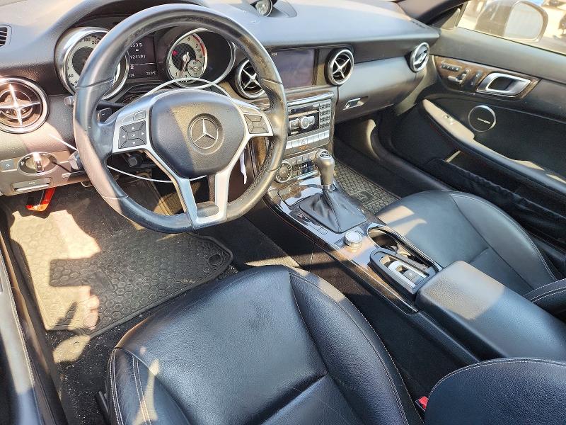 Photo 8 from auction – 2012 MERCEDES-BENZ SLK with VIN WDDPK5HA3CF010693