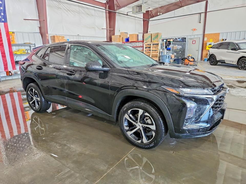 Photo 4 from auction – 2024 CHEVROLET TRAX with VIN KL77LGE27RC234850