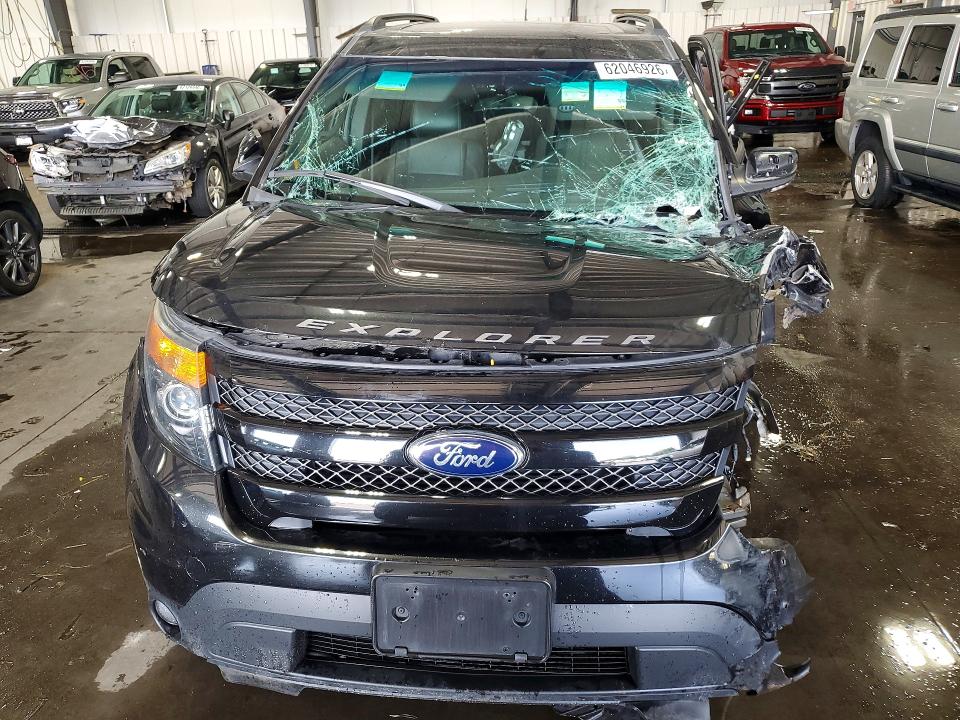 Photo 5 from auction – 2015 FORD EXPLORER with VIN 1FM5K8GT3FGA62406