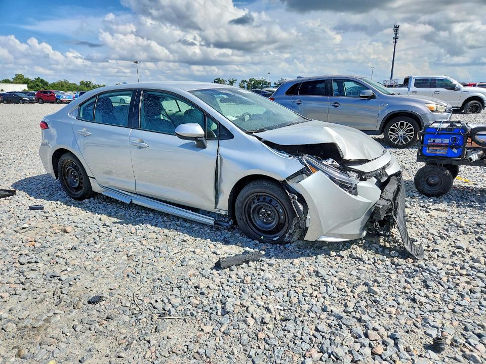 Photo 4 from auction – 2025 TOYOTA COROLLA with VIN 5YFB4MDE4SP296286