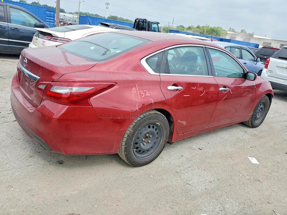 Photo 3 from auction – 2018 NISSAN ALTIMA with VIN 1N4AL3AP3JC195266
