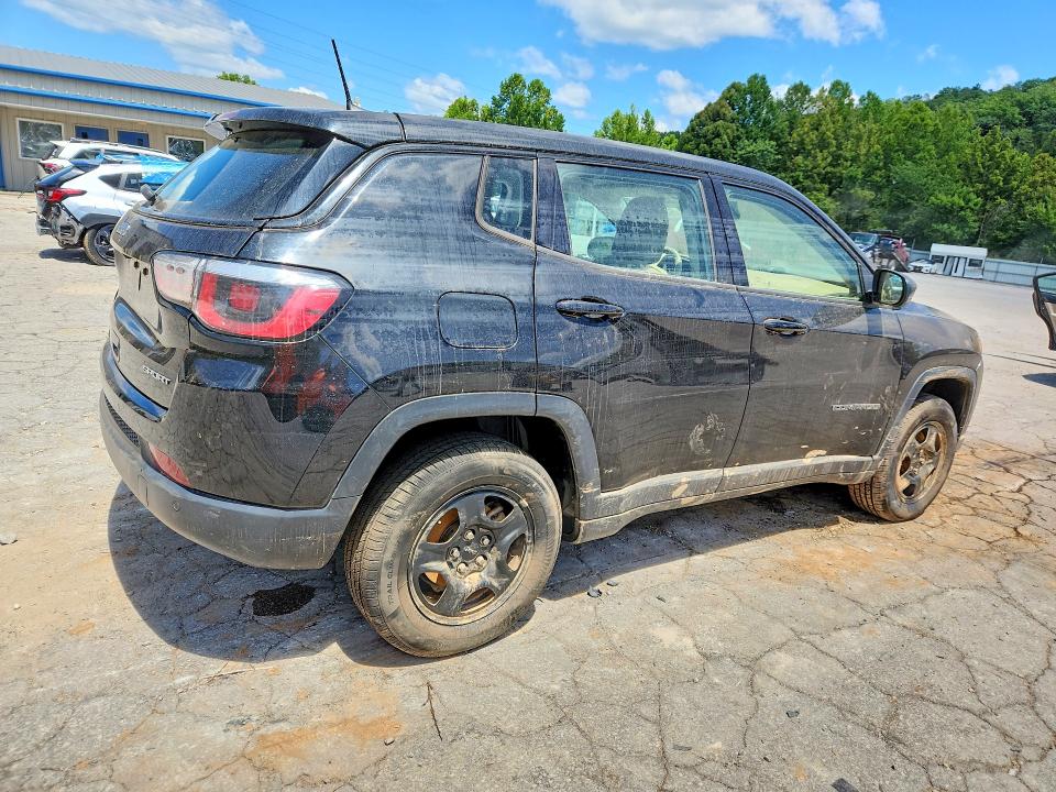 Photo 3 from auction – 2018 JEEP COMPASS with VIN 3C4NJDAB5JT480275