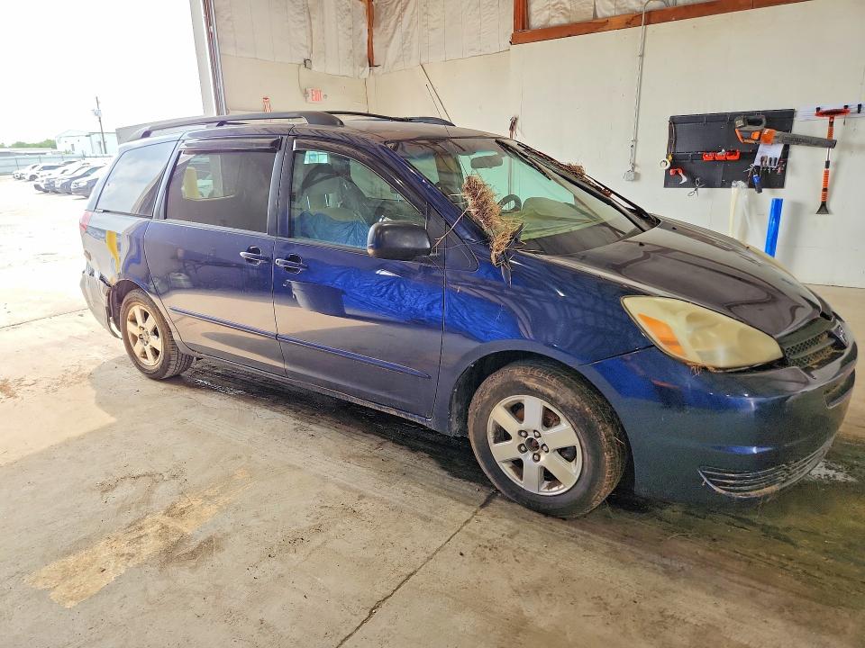 Photo 4 from auction – 2004 TOYOTA SIENNA with VIN 5TDZA23C54S164224