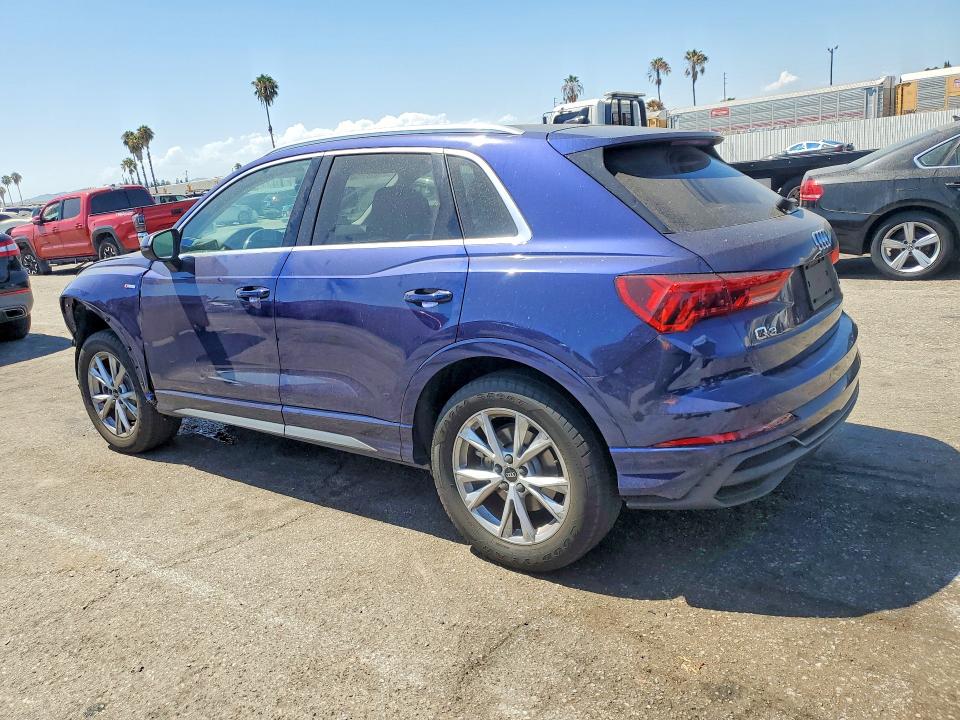 Photo 2 from auction – 2021 AUDI Q3 with VIN WA1DECF32M1131236