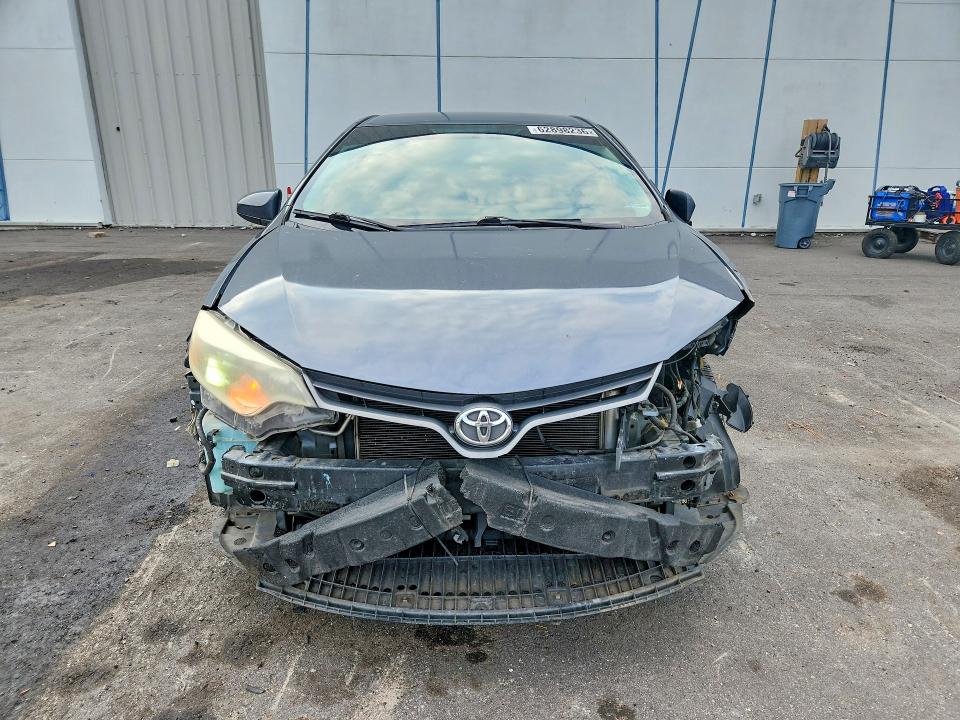 Photo 5 from auction – 2015 TOYOTA COROLLA with VIN 2T1BURHE0FC413178