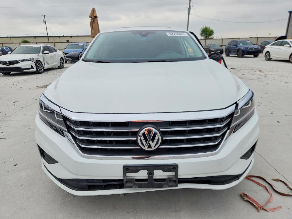 Photo 5 from auction – 2022 VOLKSWAGEN PASSAT with VIN 1VWBA7A33NC006787