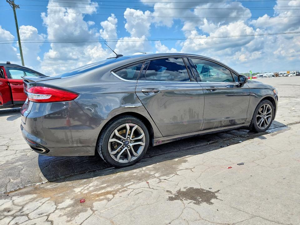 Photo 3 from auction – 2017 FORD FUSION with VIN 3FA6P0T93HR356167