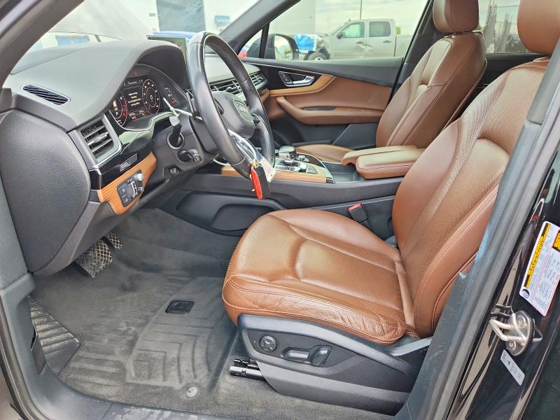 Zdjęcie 7 z aukcji – 2017 AUDI Q7 z VIN WA1VAAF74HD015418