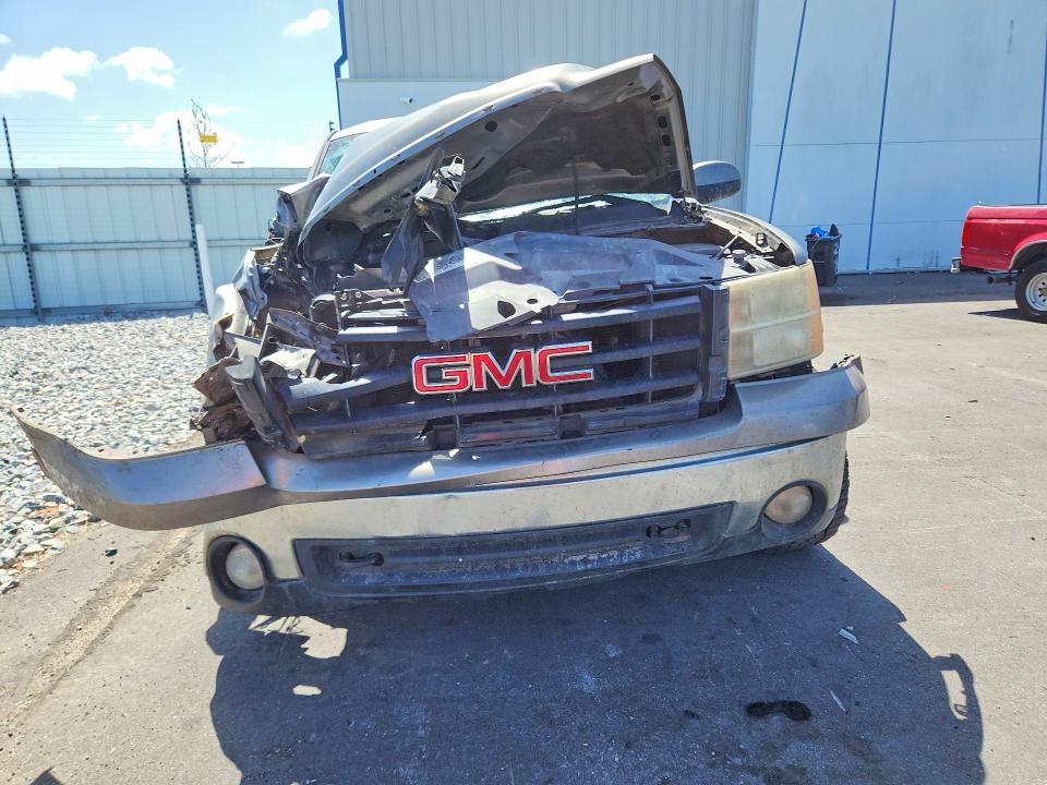 Photo 5 from auction – 2008 GMC SIERRA with VIN 2GTEC130681178204
