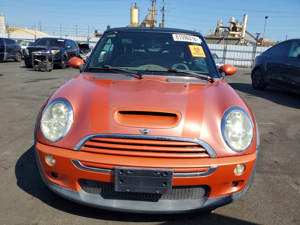 Photo 5 from auction – 2006 MINI COOPER with VIN WMWRH33586TK59185
