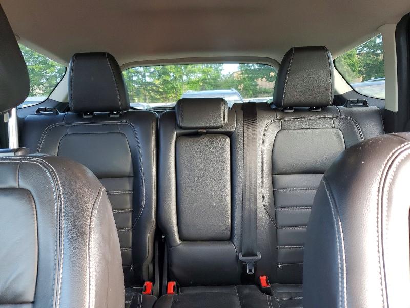 Photo 10 from auction – 2018 FORD ESCAPE with VIN 1FMCU9HD6JUC98220
