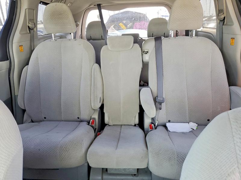 Photo 10 from auction – 2011 TOYOTA SIENNA with VIN 5TDKK3DC4BS049095