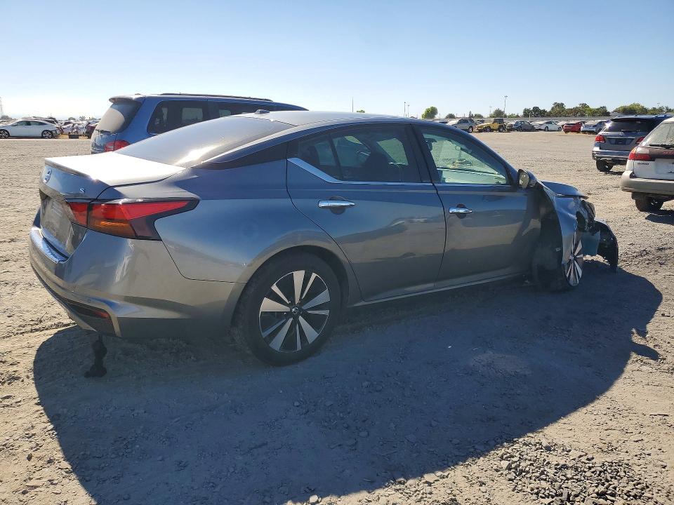 Photo 3 from auction – 2020 NISSAN ALTIMA with VIN 1N4BL4DV0LC132360