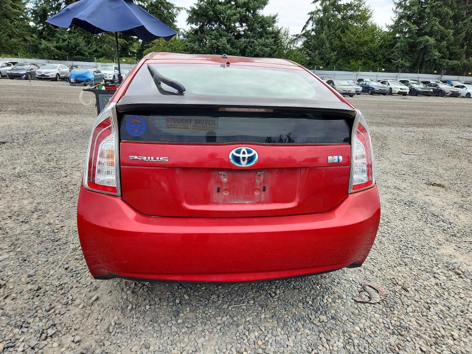 Photo 6 from auction – 2013 TOYOTA PRIUS with VIN JTDKN3DU7D5547414