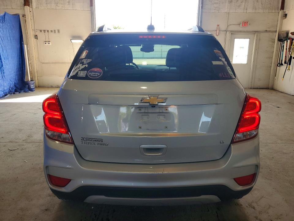 Photo 6 from auction – 2019 CHEVROLET TRAX with VIN 3GNCJPSBXKL293937