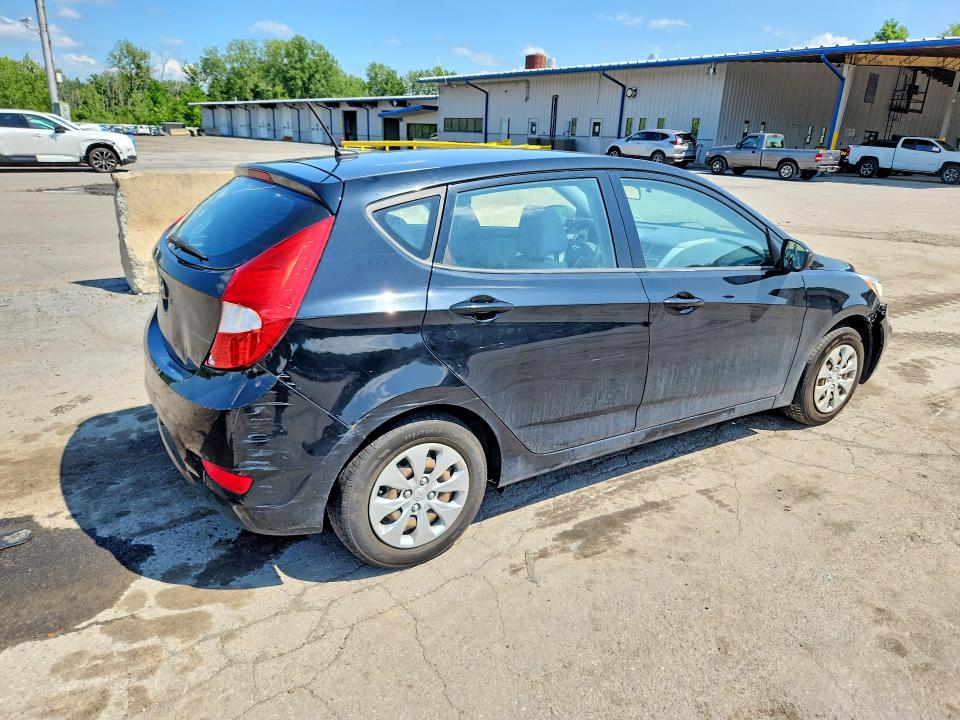 Photo 3 from auction – 2017 HYUNDAI ACCENT with VIN KMHCT5AE4HU349948