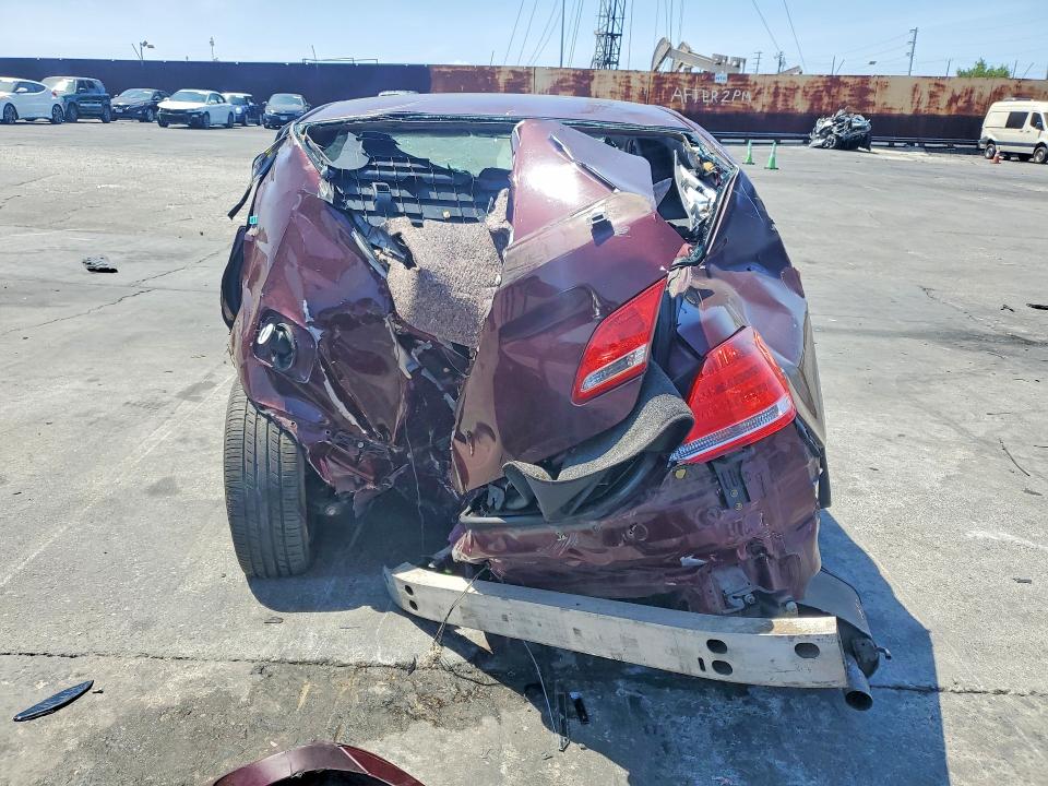 Photo 6 from auction – 2005 TOYOTA AVALON with VIN 4T1BK36B15U001425