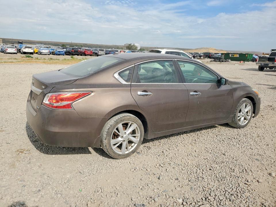 Zdjęcie 3 z aukcji – 2014 NISSAN ALTIMA z VIN 1N4AL3AP3EC181180