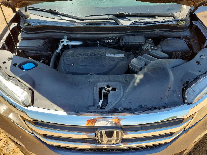 Photo 12 from auction – 2016 HONDA PILOT with VIN 5FNYF6H64GB074871